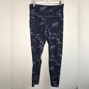 Women's Fety Blue Camo Leggings, Size XL